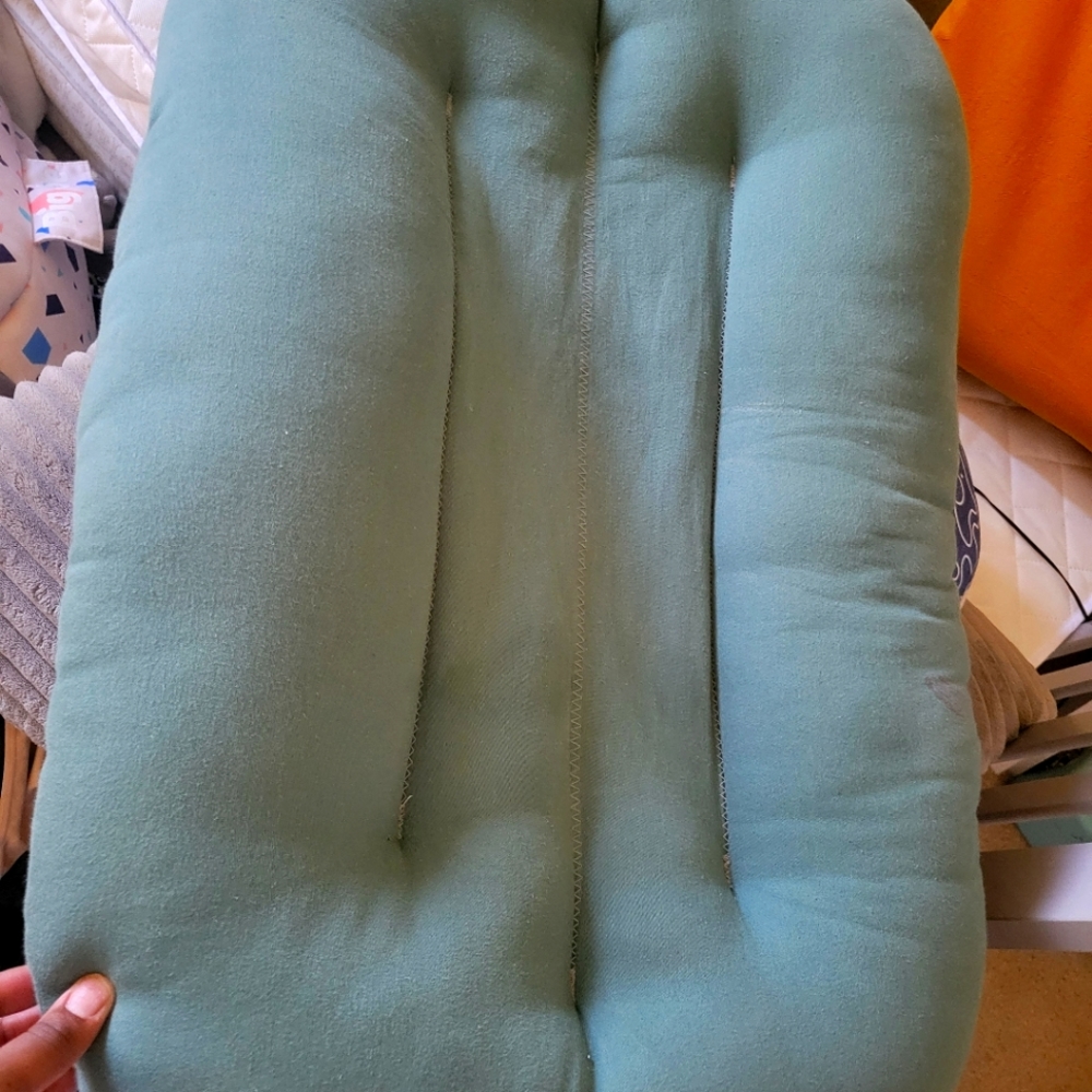 Snuggle me organic